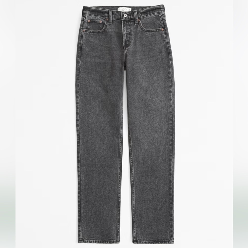Abercrombie 90’s Straight Mid Rise Jeans (short)